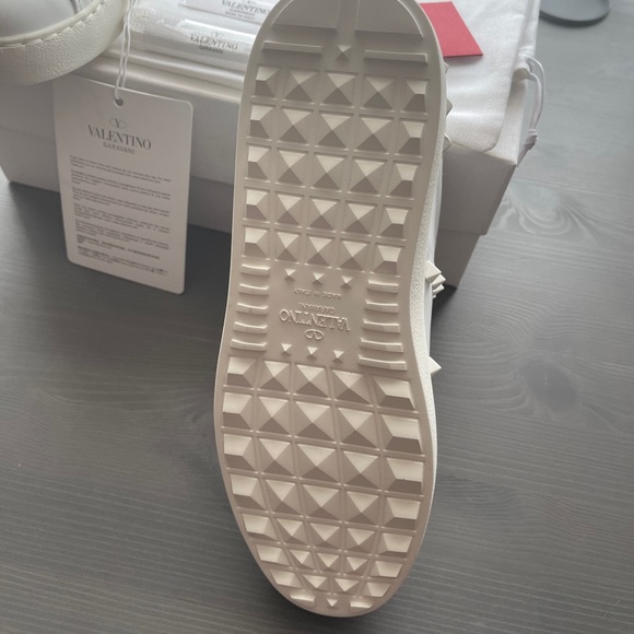 VALENTINO SNEAKERS - Picture 5 of 9